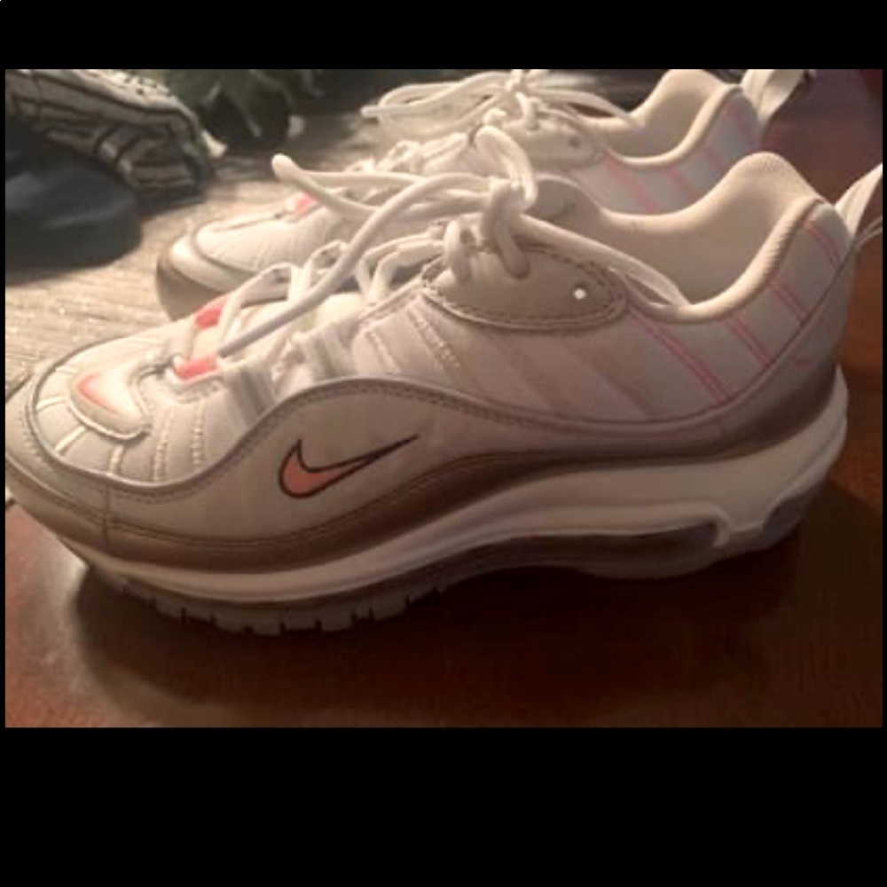Nike air max